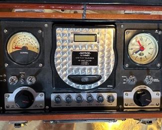 Spirit of St Louis Radio Charles Lindbergh RYAN N-X-211	8 x 14.2,5 x 8in	HxWxD
