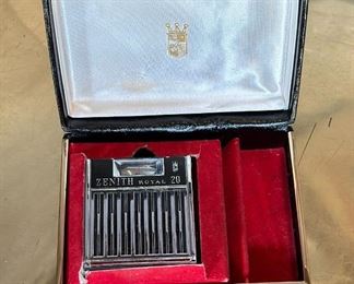 Zenith Royal 20 Radio in box	1.5 x 5.5 x 4.25in	HxWxD
