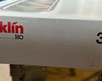 Marklin 3371 DB ICE Inter City Experimental Train Set. ICE Inter City Experiment Ho H0 Märklin	Box: 2x25.75x7.25in	HxWxD
