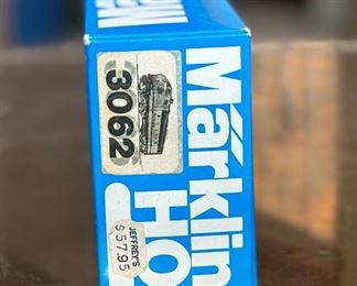 Marklin  3062 HO F7 Classic Diesel RIO GRAND Locomotive Toy Train Märklin	Box: 2x9.5x3.75	HxWxD
