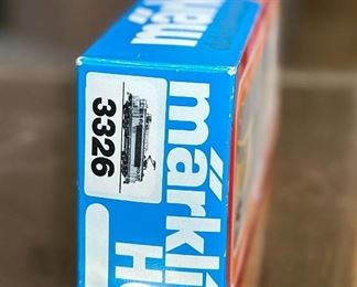 Marklin 3326 HO Scale Electric Locomotive Toy Train 
