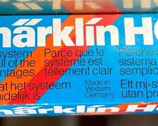 Marklin 4060 Santa Fe Diesel Dummy locomotive F7, original box Toy Train Märklin	Box: 2x9.25x3.75in	HxWxD
