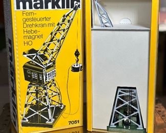Vintage Marklin 7051 Magnetic Crane in Original Box NICE Made in Western Germany HO Toy Train Märklin	Box: 13x6.25x3.75in	HxWxD
