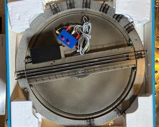Marklin 7186 Turntable In Original Box Toy Train Märklin	2x15.5x15.5in	HxWxD
