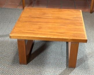 Vintage MCM Danish Modern Trioh Mobler Teak Square Side/Coffee Table Denmark	16.5x33.25x33.25in	HxWxD
