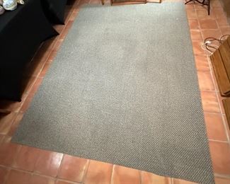 Green Area Rug	126x96in	
