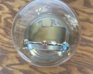 Howard Miller Quartz Anniversary Clock	9 inches high	
