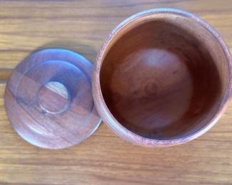 Teak Burl Container Jar w/ Lid, MCM	5.5 x 5in diameter	
