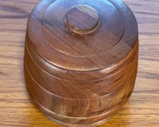 Teak Burl Container Jar w/ Lid, MCM	5.5 x 5in diameter	

