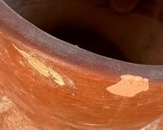 Aztec Mayan Clay Pottery Sculpture Vase  Tribal Handmade Artisan	18.25 x 10 x 7in	HxWxD
