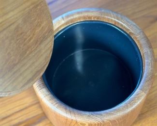 MCM Richard Nissen Denmark Ice Bucket Cooler  Danish modern MCM	5.75 x 8.75in diameter.	
