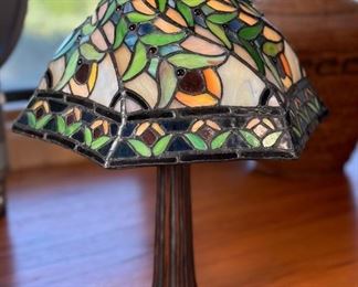 Modern Made Slag Lamp Tiffany Style	17 x 12 x 12in	
