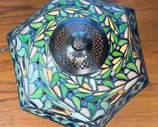 Modern Made Slag Lamp Tiffany Style	17 x 12 x 12in	

