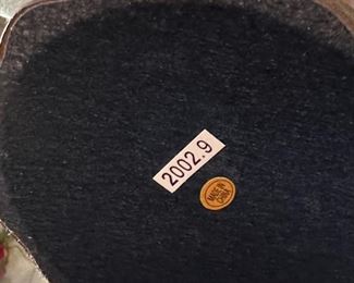 Modern Made Slag Lamp Tiffany Style	17 x 12 x 12in	
