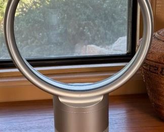 Dyson Air Multiplier Fan	22.25 x 14 x6in	HxWxD
