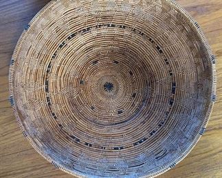 Indonesia Rattan Shallow Basket  Decor	4 x 13.75 diameter.	
