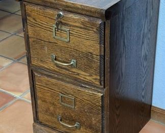 2 Drawer Oak File Cabinet	28 x 16 x 17.5in	HxWxD
