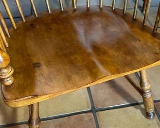 Ethan Allen Maple Chair Single  1776 Collection	26.5 x 26 x 20in	HxWxD
