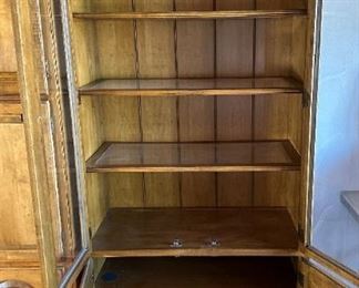 Ethan Allen Maple Lighted Display Wall Unit / Bookcase Country French Collection Solid Maple	78 x 102 x 22in	HxWxD
