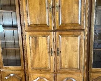 Ethan Allen Maple Lighted Display Wall Unit / Bookcase Country French Collection Solid Maple	78 x 102 x 22in	HxWxD
