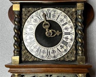 Vintage Dutch Zaandam Zaanse Atlas Pendulum Wall Clock	20 x 8 x 6.5in	
