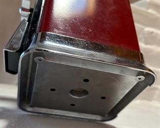 Vintage Victor Topper 1 Cent Penny Gumball Vending Machine w/Key	16.5x6x8in	HxWxD
