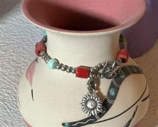 Broken Arrow Southwest Vase	4.5 x 3.5in diameter.	
