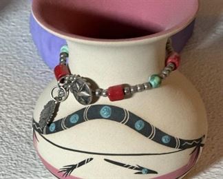 Broken Arrow Southwest Vase	4.5 x 3.5in diameter.	
