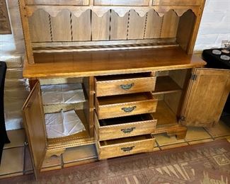 Ethan Allen Maple China Cabinet Hutch  1776 Collection		
