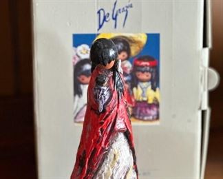 Goebel DeGrazia Navajo Madonna Porcelain Figurine  with box	7.5in H	
