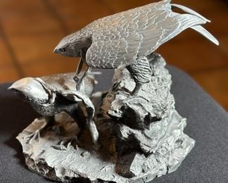 Peregrine Falcons Gilroy Roberts Pewter Sculpture Statue Franklin Mint	4.5 inches high.	
