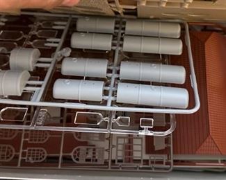 Vollmer 5609 Brewery HO Model Kit	Box: 4x14x8in	HxWxD
