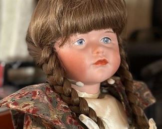 1976 Vernon Seeley Doll	20in Long	
