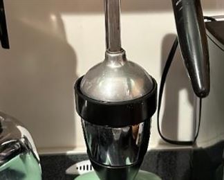 Vintage 1940's Hamilton Beach 32 Green Porcelain Juicer Orange Lemon Juice Press		
