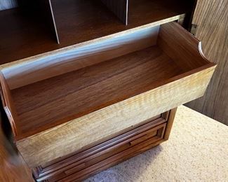 Solid Oak Armoire Wardrobe dresser	60 x 38 x 18in	HxWxD
