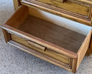 2pc Solid OAK Nightstands PAIR	22. x 26.25 x 15	HxWxD
