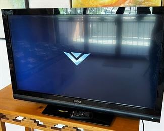 VIZIO 42in 1080p LCD TV (E422VA) with remote	42 inches	
