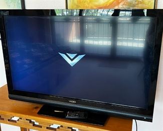 VIZIO 42in 1080p LCD TV (E422VA) with remote	42 inches	
