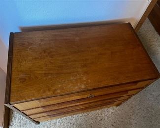Danish Modern Teak 4-Drawer Dress 	26.25 in x 29.25 in x 16.5 in	
