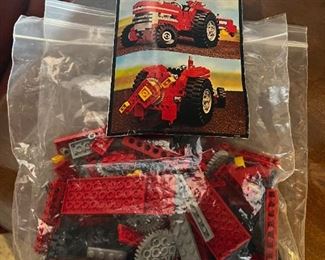 lego 851 classic Technic 1977 Tractor		
