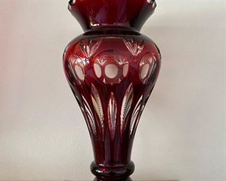 RED GLASS VASE