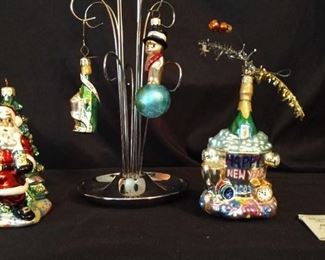 Christopher Radko New Year Themed Glass Ornaments (2000-2003)
This lot includes the following items:

2000 Santa millennium 5.5"h, no box.

2001 millennium munchkin gem 4"h, includes box.

2002 Cheers Gem 3"h, includes box

2003 New Year's Blowout ornament of the month January 2003 6"h, includes box 