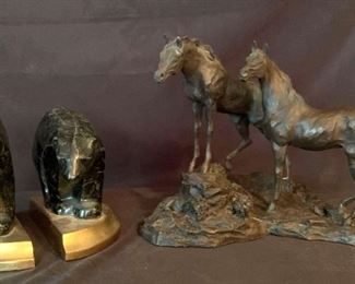 Intruder By Franklin Monroe and Black Bear Bookends
This lot includes a wooden sculpture and hollow metal bookends (heavy). The sculpture has a broken piece as pictured and brass bookends are a little worn. 