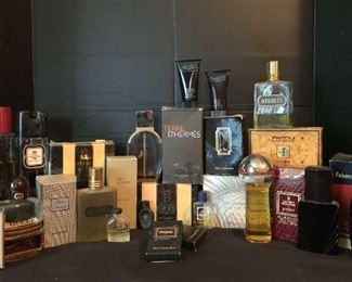 Gucci, Yves Saint Laurent, Fendi, Armani, Drakkar Noir, & More Men's Cologne
This lot includes bottles of Colone, aftershave, and soaps. Some are full, half-full, and empty. Please see pictures for details.