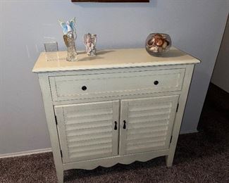 WHITE CABINET
