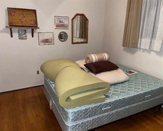 MATTRESS, WALL DECOR