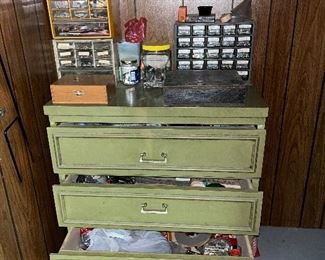 DRESSER, TOOLS/HARDWARE