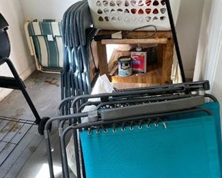 4 folding chairs & table , 2 lounge chairs