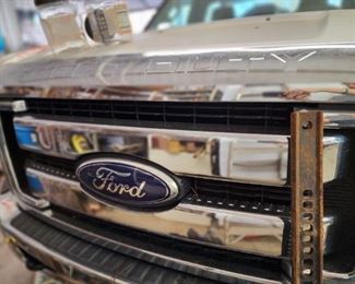 more photos of truck coming up soon...