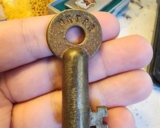 Railroad Key